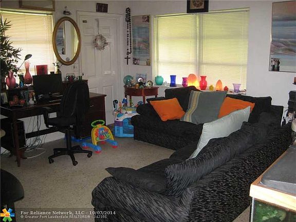 4th image of 5845 McKinley St
