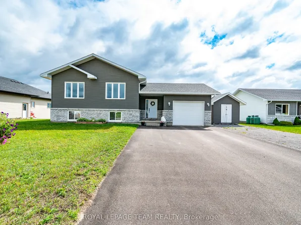 529 Wellington St S, Bonnechere Valley, ON K0J 1T0