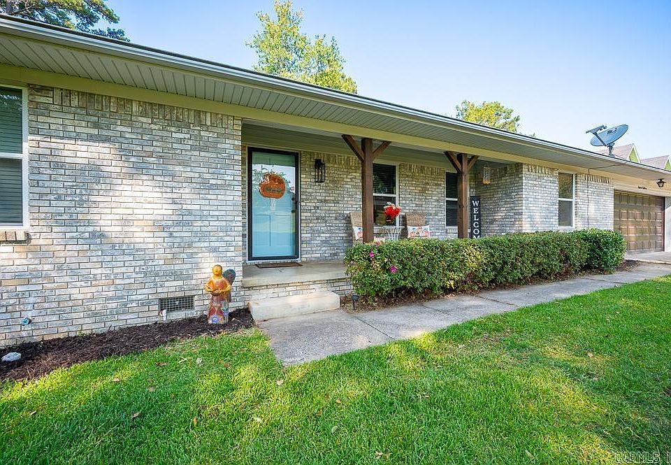 1818 E Lakeview, Benton, AR 72015 Zillow