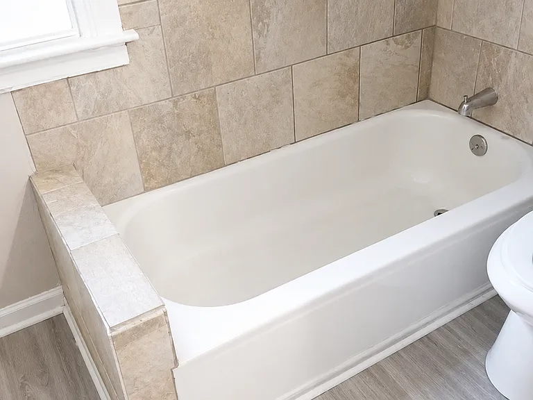 19 Elliott St #1 — Photo 3