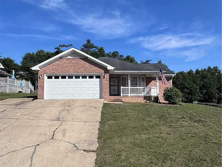 1535 Londonderry Pl — Photo 6