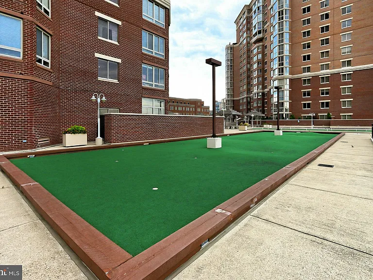 2151 Jamieson Ave #1911 — Photo 23