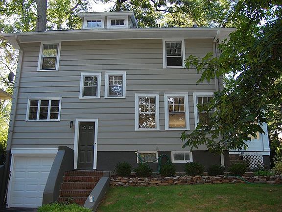 3rd image of 396 Wyoming Ave