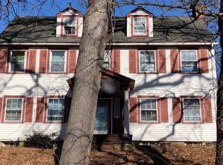 920 Edgewood Ave, Trenton, NJ 08618