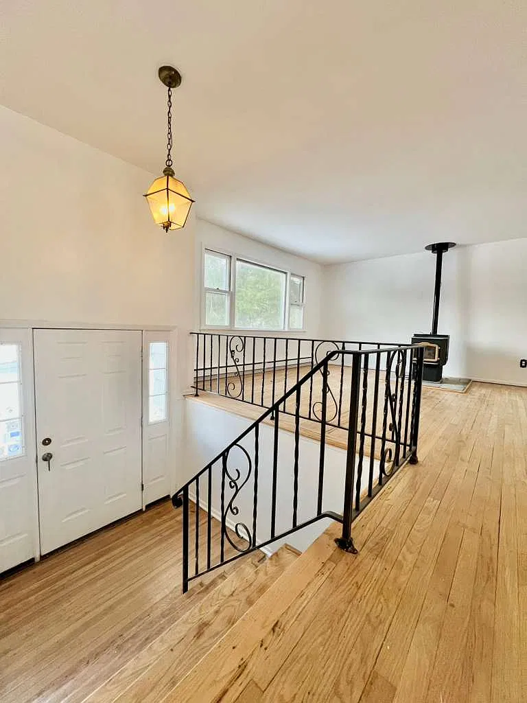 4 bed, 1782 sqft, $3,450 — Photo 3