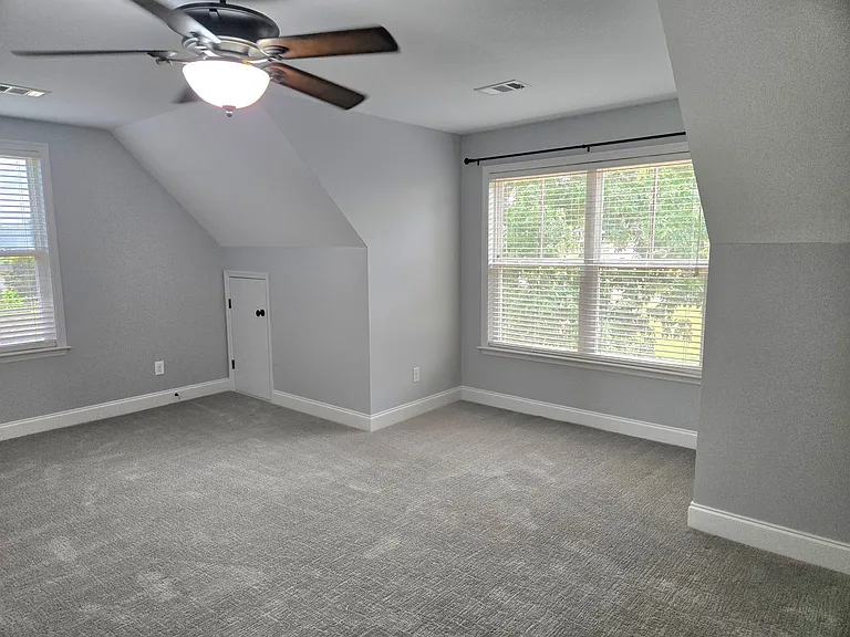 643 Burgamy Pass — Photo 28