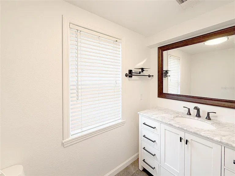 2827 Sanctuary Ln — Photo 29