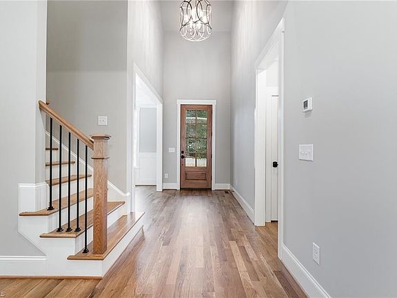 4th image of 7710 Dovefield Dr