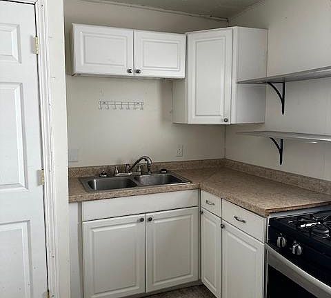 5th image of 2204 Demorest Ave
