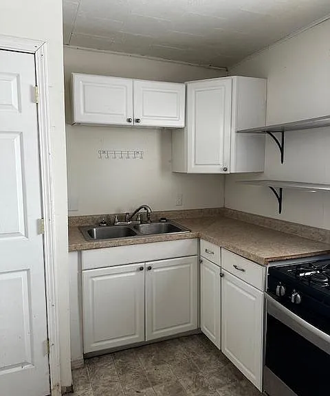 2204 Demorest Ave — Photo 5