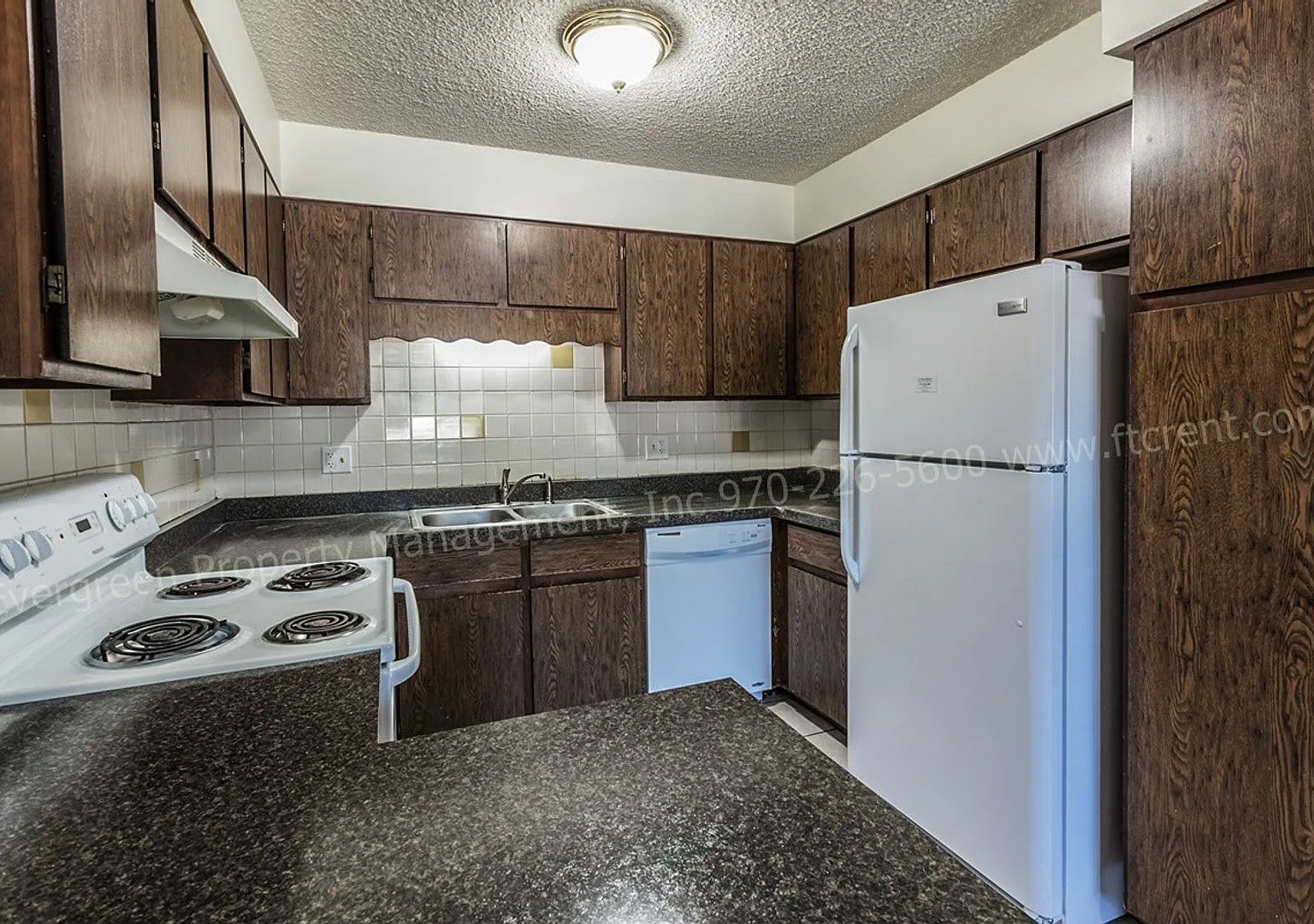 1707 & 1717 Cheyenne Ave — Photo 3