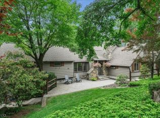 70 Hillside Rd, Sparta, NJ 07871