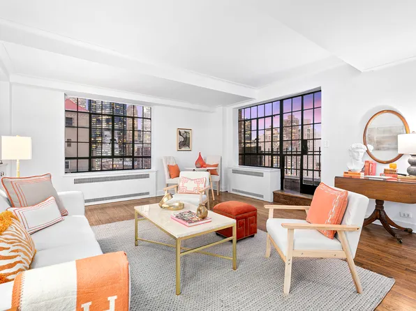 10 Park Avenue image 1 of 5