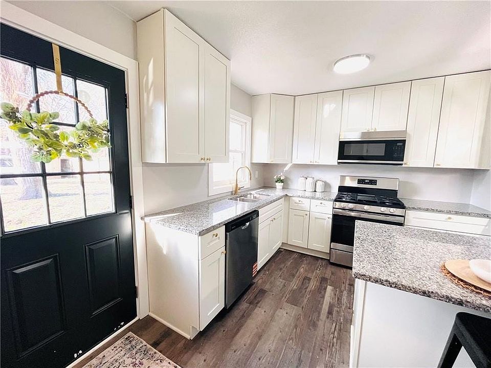 1st image of 1506 N 61st Ter