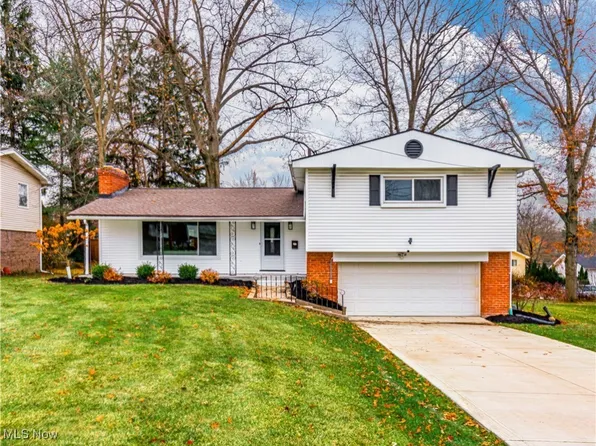 2062 Wyndham Rd, Akron, OH 44313