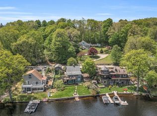 11 Overlook Dr, Leicester, MA 01524