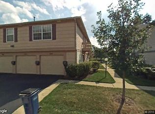 305 Cherrywood Ct, Vernon Hills, IL 60061