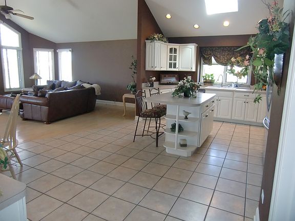 5th image of 18014 Crooked Creek Ct