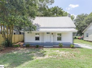206 Woodside Ave, Fountain Inn, SC 29644