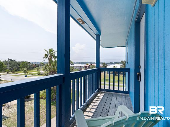 3rd image of 1037 W Lagoon Ave #5