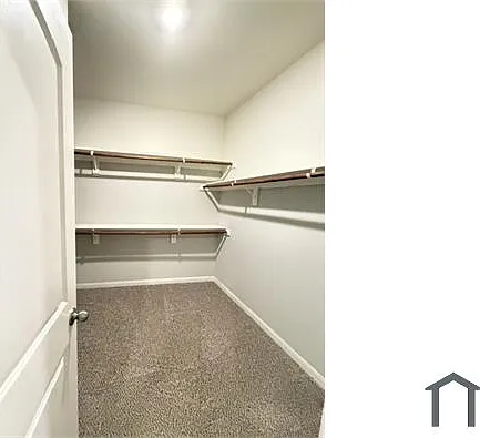 1925 Liam Dr — Photo 11