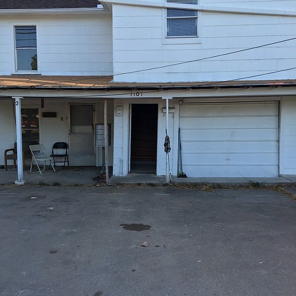 1st image of 1101 Holly Vista St APT 03