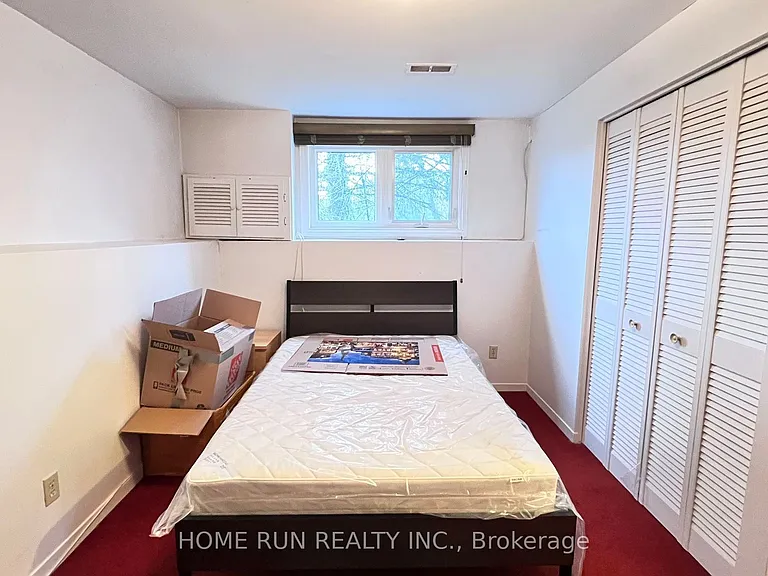 960 Cahill Dr W — Photo 10