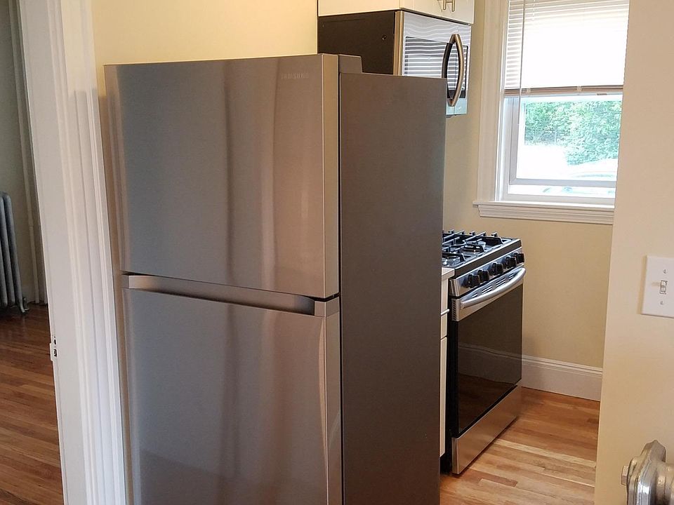 2nd image of 60 Dustin St #1KR