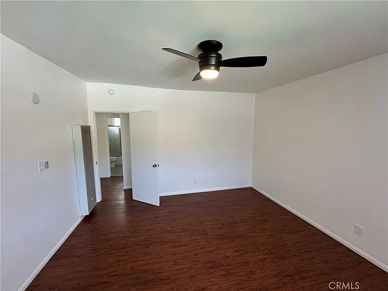 1164 Irving Ave #A — Photo 27