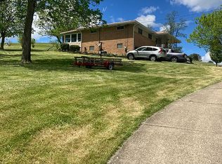 1620 E National Pike, Scenery Hill, PA