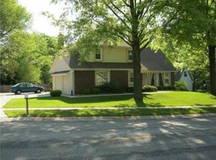 11701 Rosehill Rd, Overland Park, KS 66210