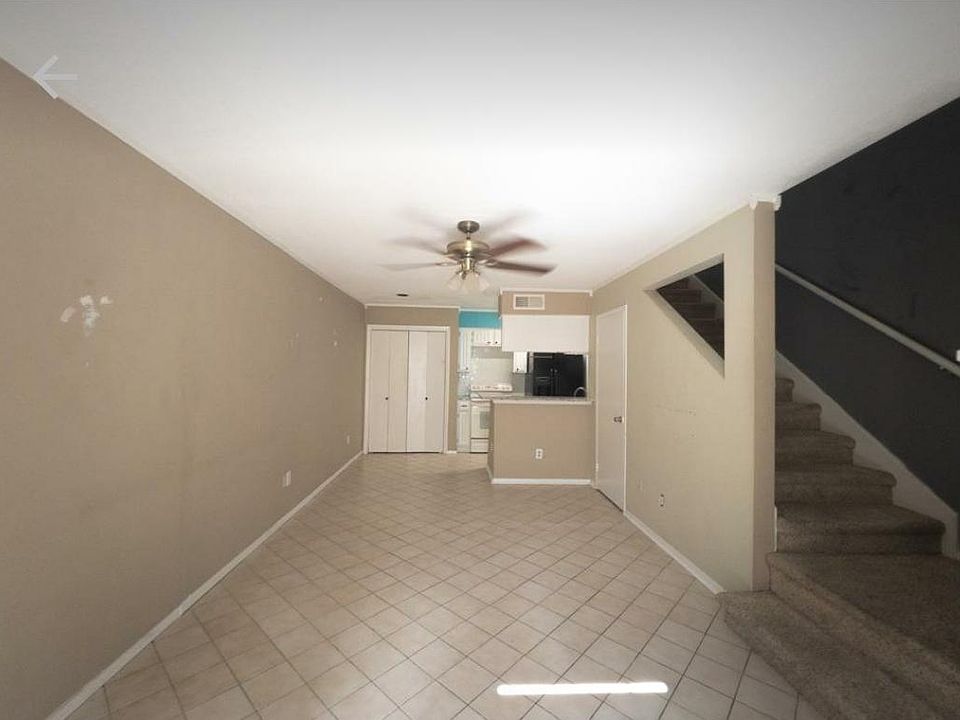 1st image of 2110 Wilcrest Dr #0
