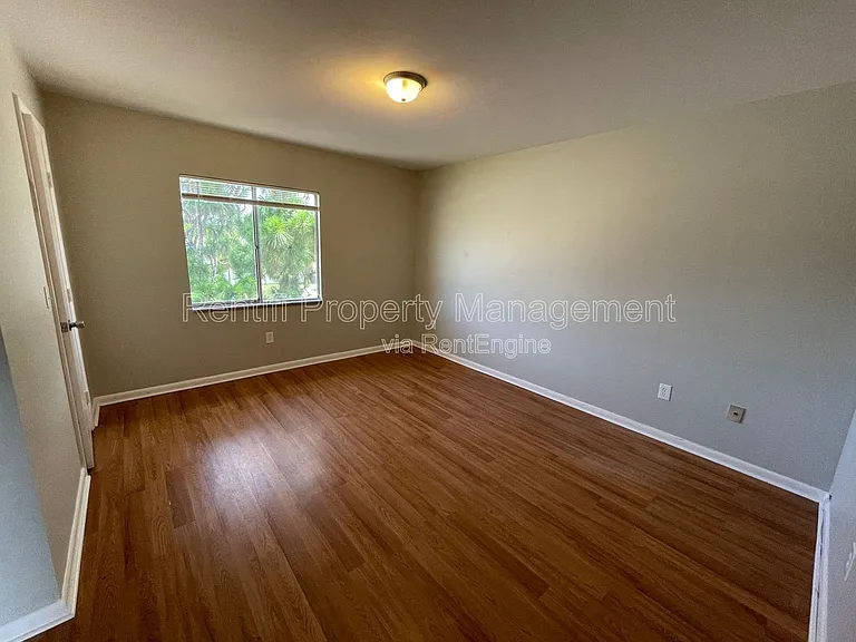 4475 Frankie Ct — Photo 16