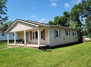 604 4th St, Park Hills, MO 63601