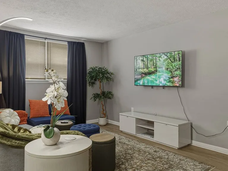 141 W Pulteney St #103 — Photo 45
