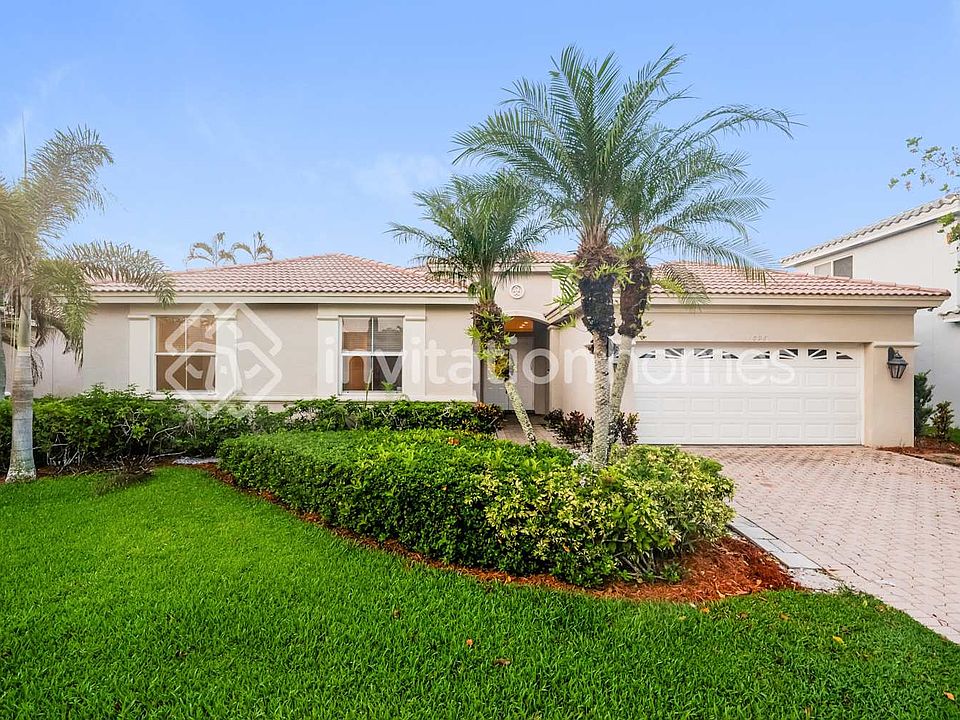 1st image of 18696 Ocean Mist Dr