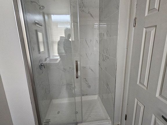5th image of 5000 N 20th St #C2