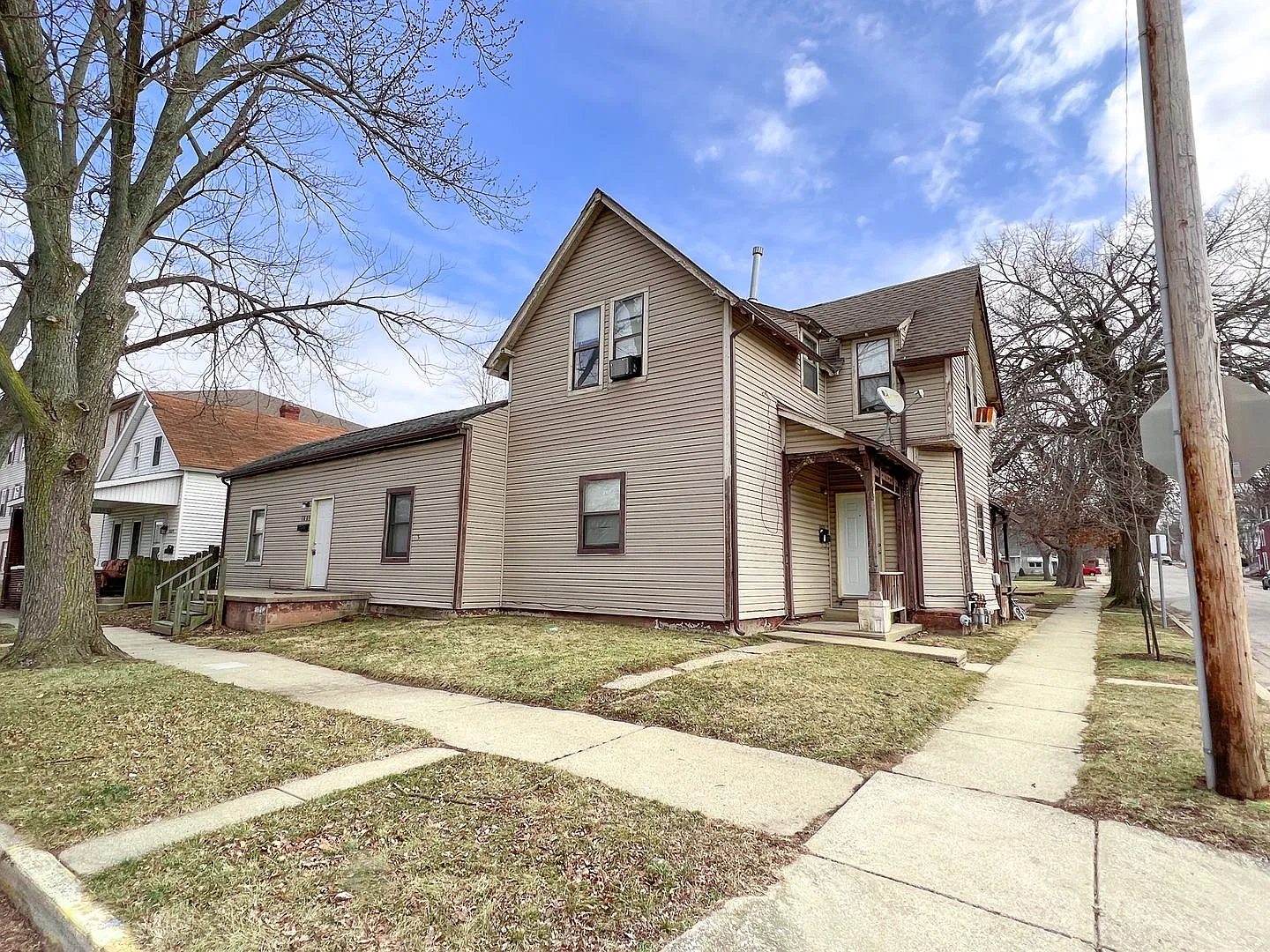 1001 - 1005 N 6th Street — Photo 1