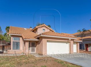 2959 Hampshire Cir, Corona, CA 92879