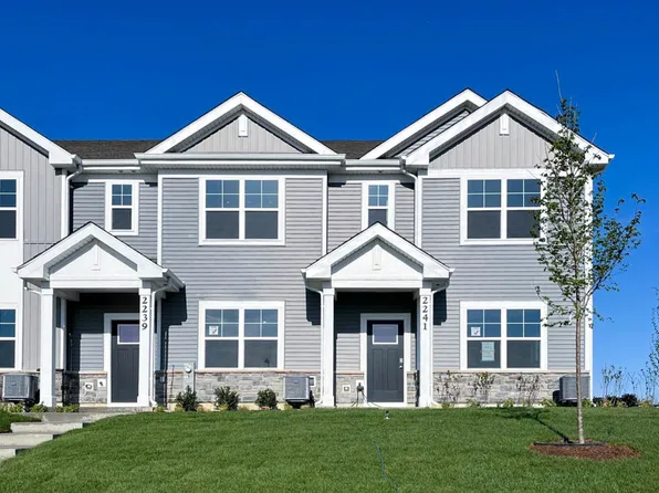 2241 Riesling Rd, Oswego, IL 60543