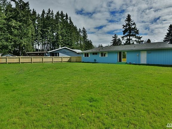3rd image of 1953 Ponderosa Dr SE