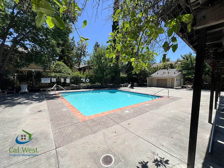 930 Kiely Blvd #G — Photo 22