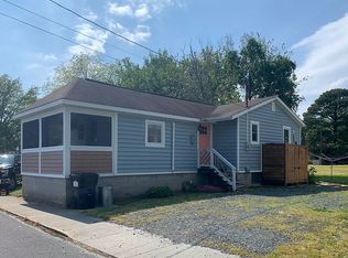 4299 Pension St, Chincoteague Island, VA 23336