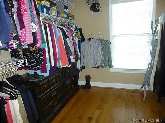 5th image of 109 Creek View Ct