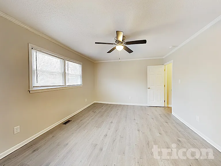 605 Colorado Ct — Photo 18