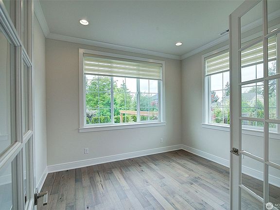 5th image of 11223 SE 61st Ter