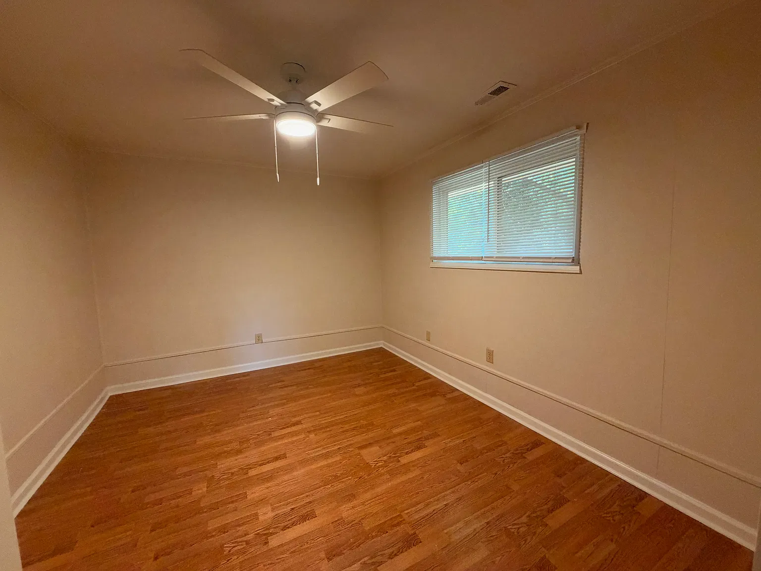 2 bed, $1,700 — Photo 4