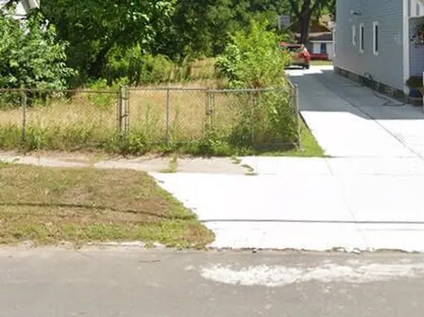 933 Vischer Avenue, Schenectady, NY 12306