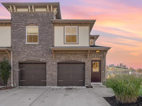 2455 Rolling Hills Dr, Fort Mitchell, KY 41017