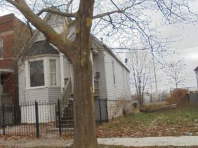 5544 S La Salle St, Chicago, IL, 60621
